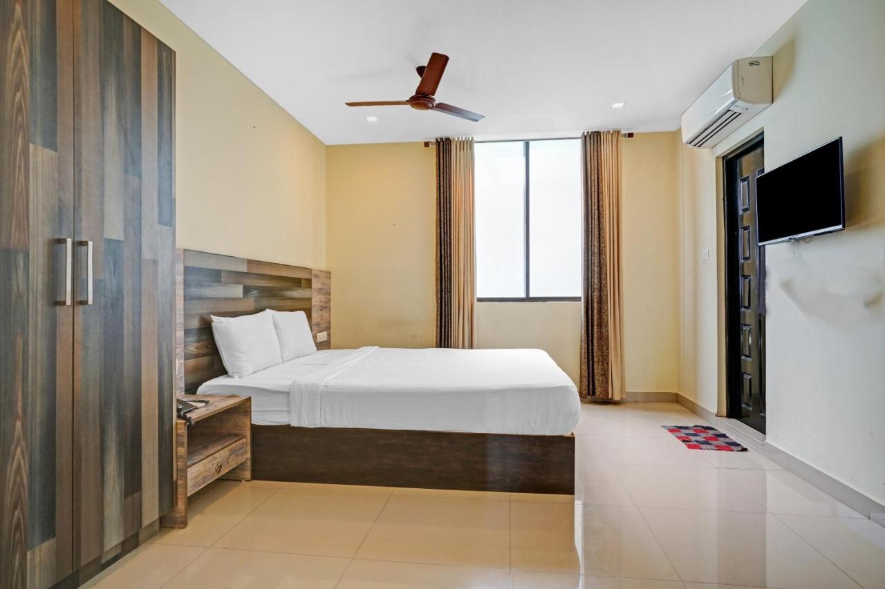 Capital O 87015 Hotel Al Salama Kochi Ngoại thất bức ảnh